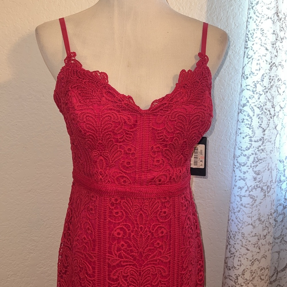 Guess Fuchsia Lace Midi Dress - Picture 2 of 8